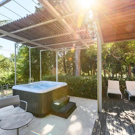 Aparthotel Laguna Deluxe - Terme Krka 3*